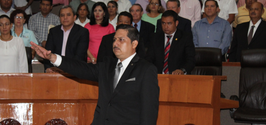 Sabino Hermilo Flores Arias, nuevo Ombudsman colimense