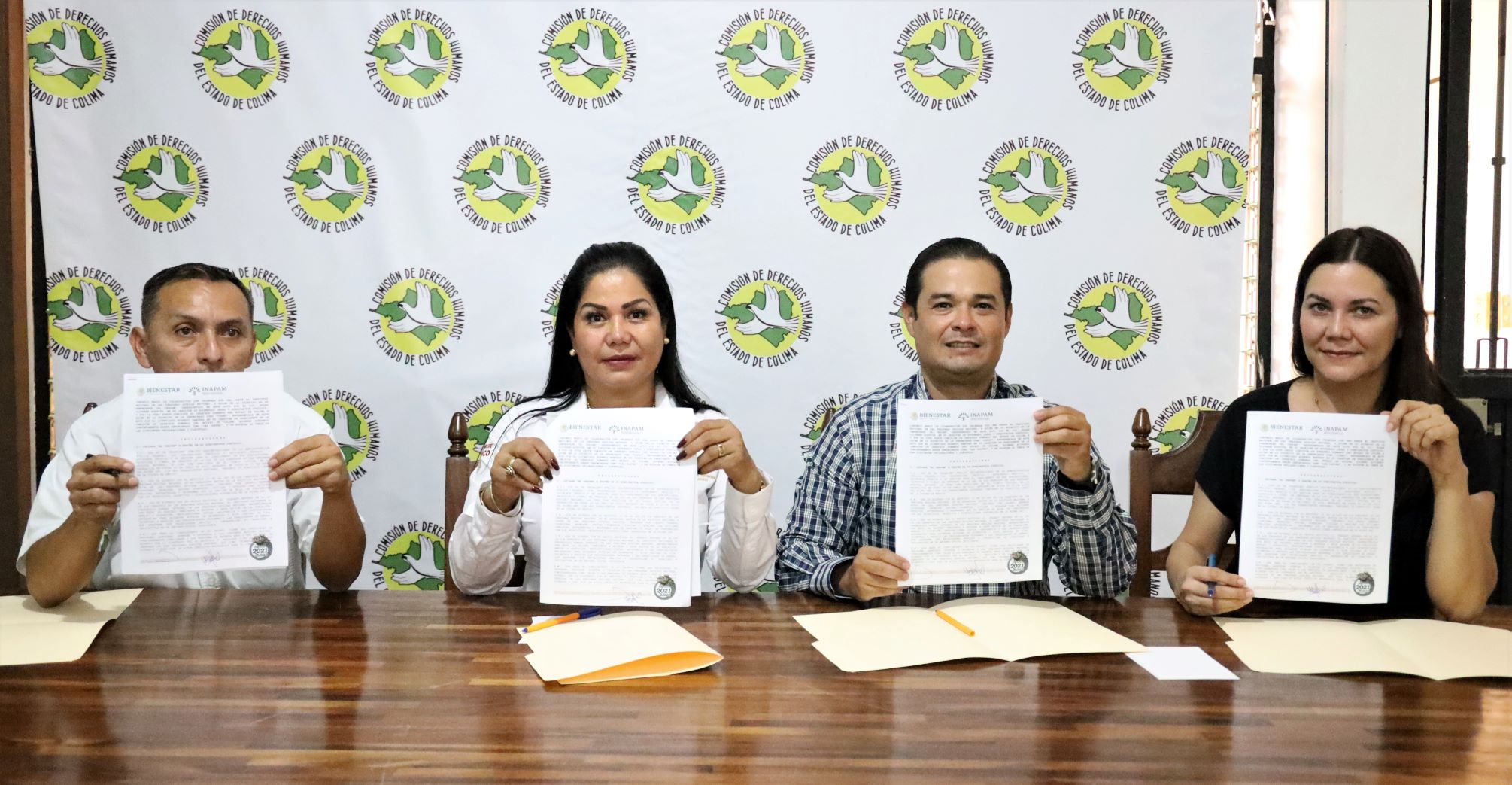 CDHEC firma convenio de colaboración con el INAPAM